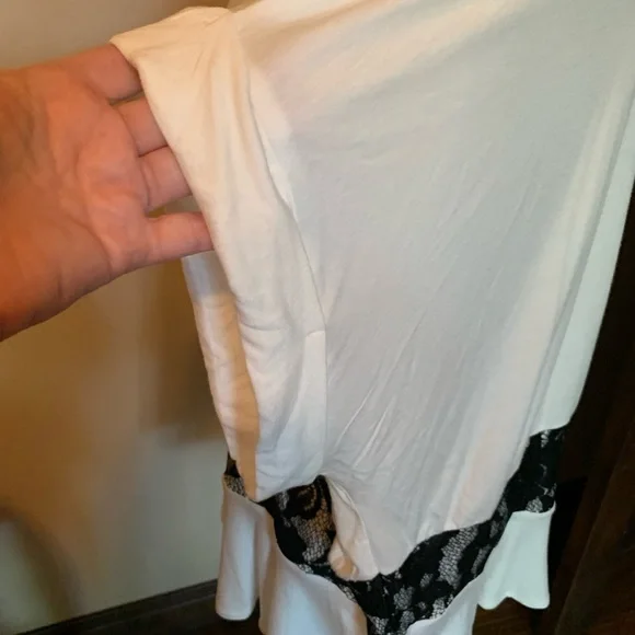 LAST ONE! Fun plus top-New! - Picture 3 of 5